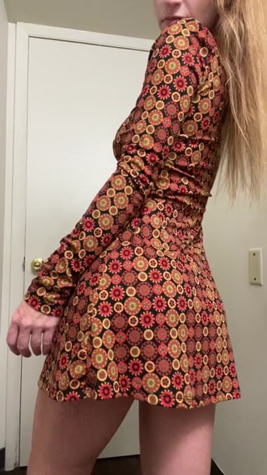 Does my dress look like a table cloth? Lol