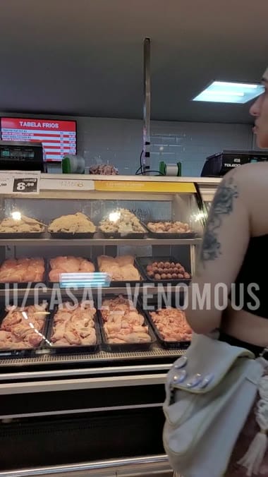 [GIF] Flashing tits while I wait for my order in the butcher shop